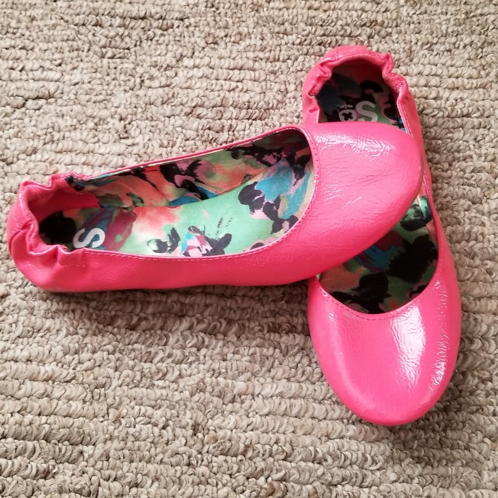 PINK shiny flats size 6 1/2